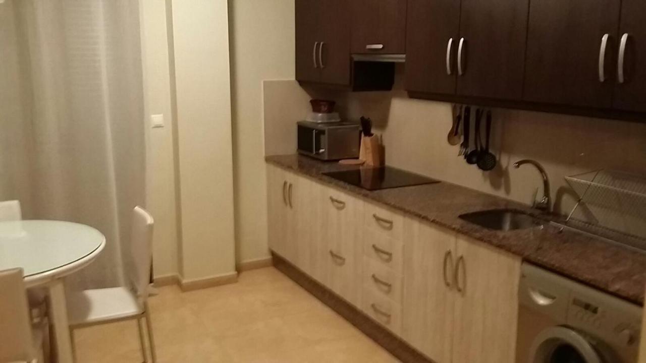 Апартаменты Apartamento Centro Альманса Экстерьер фото